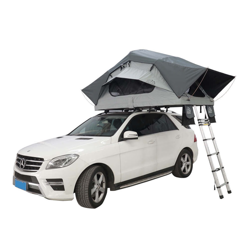 FjallVila-UppLov-S-daktent-op-auto-grijs.jpg FjällVila UppLöv 140S mjukskals taktält Little-grey